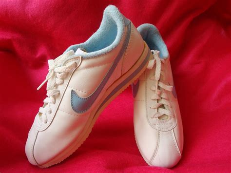 Retro Nike Shoes Women 